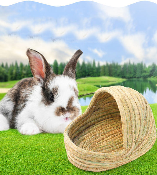 Natural Straw Rabbit Grass Nest