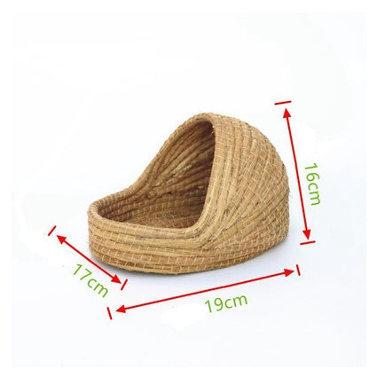 Natural Straw Rabbit Grass Nest